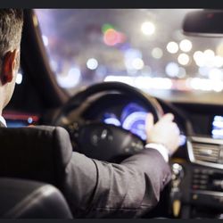 Lincoln Park Airport Taxi Limo Car Service - Professional driver