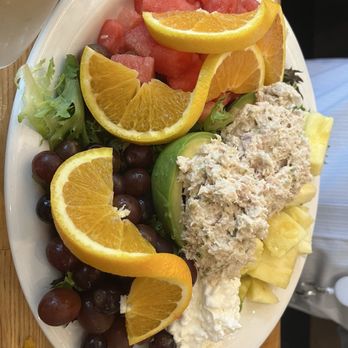 Eggy's Diner Chicago - Tuna salad plate - Breakfast & Brunch Near Me - Chicago, Illinois