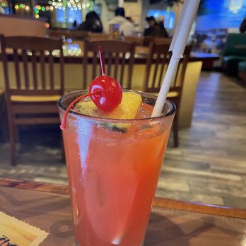 Jimmy Buffett's Margaritaville - Pteranodon special drink for Fan Fest night - Bars Near Me - Universal City, California Jimmy Buffett's Margaritaville - Pteranodon special drink for Fan Fest night - Bars Near Me - Universal City, California
