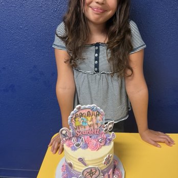 Bree's Cakes - Bakeries Near Me - Simi Valley, California Bree's Cakes - Bakeries Near Me - Simi Valley, California