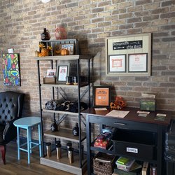 The Well Coffee House - Interior decor
