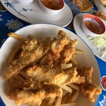 June’s Asian Kitchen - Tempura Chicken & Fries - Thai Near Me - Sisters, Oregon