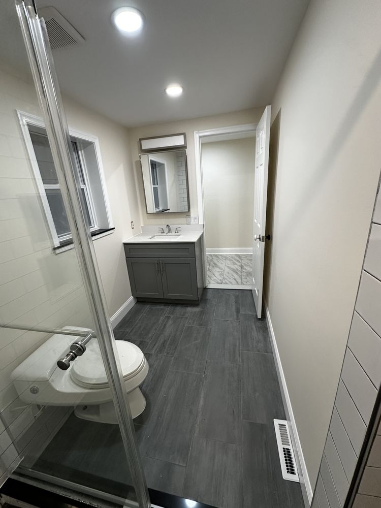 Slide of P&O Renovations