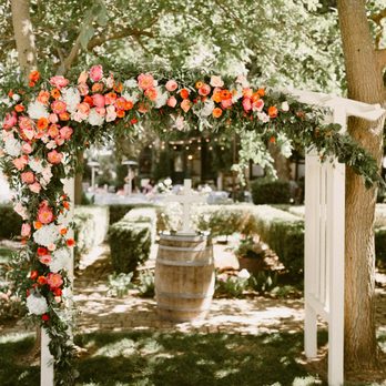 The Yolanda Ranch - Arch and wine barrel available for day of rental! So great for an altar. - Venues & Event Spaces Near Me - Woodland, California