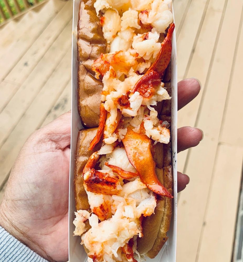 Frankie's Hot Dogs, Waterbury Roadtrippers