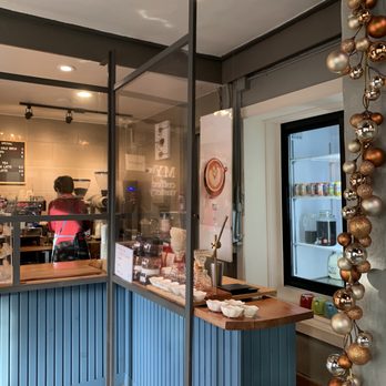 MY Coffee Roastery - Indoors - super clean! - Coffee & Tea Near Me - Berkeley, California