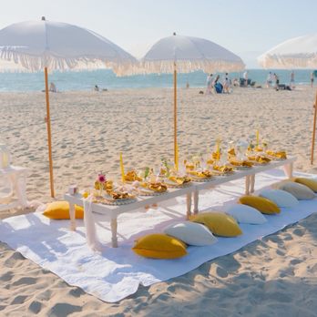Picnic Makers - Our beautiful beach picnic - Party Equipment Rentals Near Me - Los Angeles, California Picnic Makers - Our beautiful beach picnic - Party Equipment Rentals Near Me - Los Angeles, California
