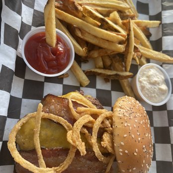 The Yardery - Yardery Burger - American Near Me - Sanford, Florida The Yardery - Yardery Burger - American Near Me - Sanford, Florida