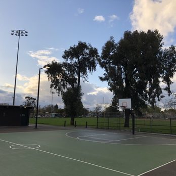 San Pablo Park - Parks Near Me - Berkeley, California