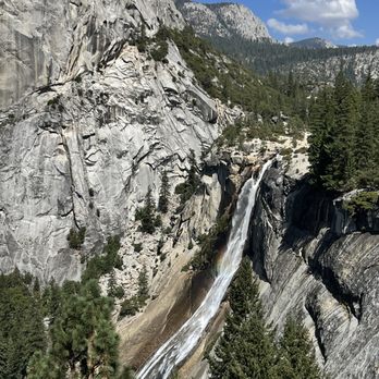 Nevada Falls - Nevada fall view from John Muir trail - Hiking Near Me