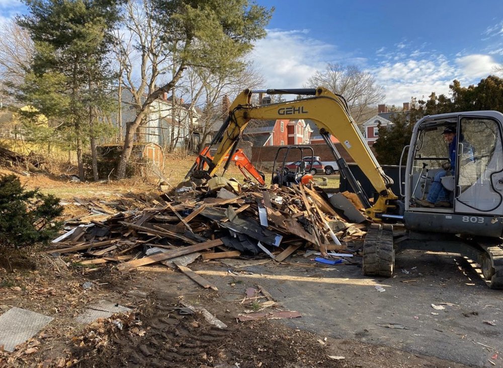 Slide of Drainage Experts