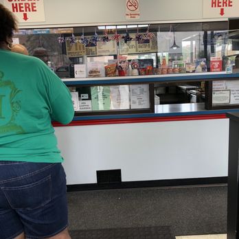 Henry's Drive-In - Place your orders here! - Fast Food Near Me - Cicero, Illinois