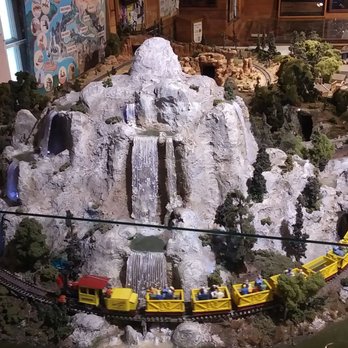 Walt Disney's Barn - A model of the old Disneyland mine train - Museums Near Me - Los Angeles, California Walt Disney's Barn - A model of the old Disneyland mine train - Museums Near Me - Los Angeles, California