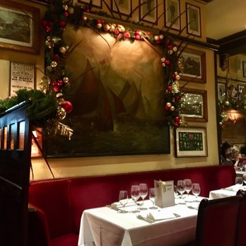 Rules - Decor at Rules - British Near Me - London, XGL Rules - Decor at Rules - British Near Me - London, XGL