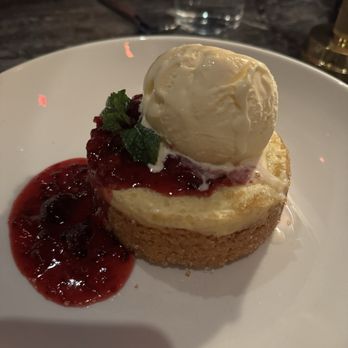 Nick's Newport Beach - Butter cake - American Near Me - Newport Beach, California Nick's Newport Beach - Butter cake - American Near Me - Newport Beach, California