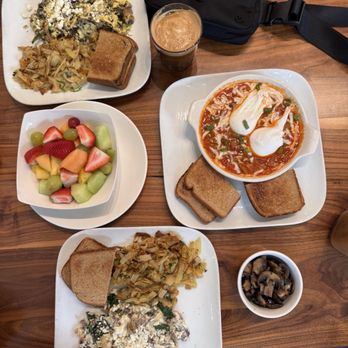 Zevi Cafe and Bistro - Breakfast & Brunch Near Me - San Francisco, California Zevi Cafe and Bistro - Breakfast & Brunch Near Me - San Francisco, California