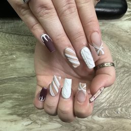 My Holiday nails! My Holiday nails!