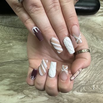 Top Nails 84th - My Holiday nails! - Nail Salons Near Me - Omaha, Nebraska Top Nails 84th - My Holiday nails! - Nail Salons Near Me - Omaha, Nebraska