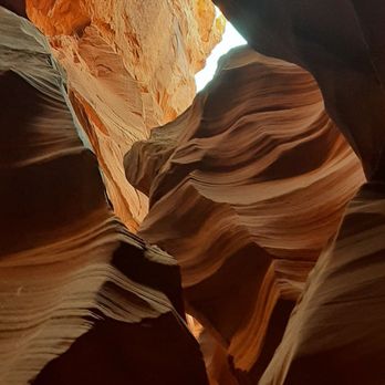 Taadidiin Tours - Walking Tours Near Me - Page, Arizona Taadidiin Tours - Walking Tours Near Me - Page, Arizona