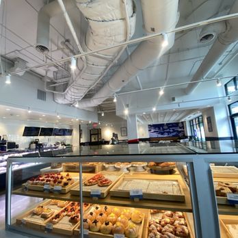 Paris Baguette - Inside - Bakeries Near Me - Hayward, California