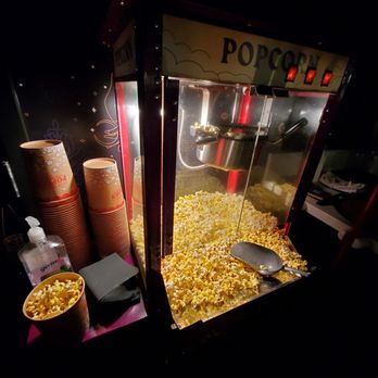 Wunderbar - Free popcorn - Cocktail Bars Near Me - San Mateo, California