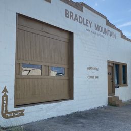 Exterior photo of Bradley Mountain - Columbia, Tennessee Exterior photo of Bradley Mountain - Columbia, Tennessee