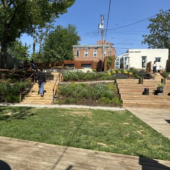 Good Neighbor - I love the outdoor area at good neighbor - Coffee & Tea Near Me - Baltimore, Maryland