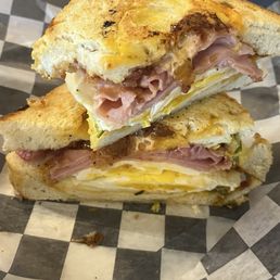 Spicy Piggy Sandwhich