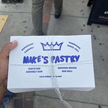 Mike's Pastry - Packaging - Bakeries Near Me - Boston, Massachusetts Mike's Pastry - Packaging - Bakeries Near Me - Boston, Massachusetts