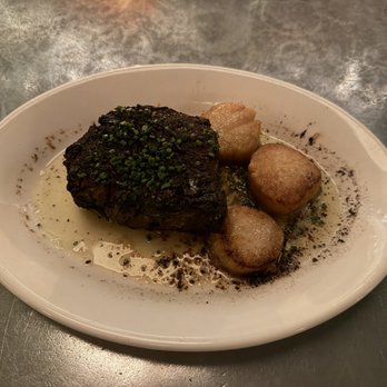 Gin Gin's - Filet Mignon and Scallops - Cocktail Bars Near Me - Grand Rapids, Michigan Gin Gin's - Filet Mignon and Scallops - Cocktail Bars Near Me - Grand Rapids, Michigan