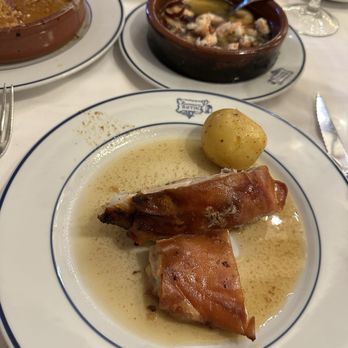 Botín - Suckling pig - Spanish Near Me - Madrid, M