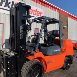 M & W Industrial Equipment - Toyota LP Gas Cushion Tire Forklift