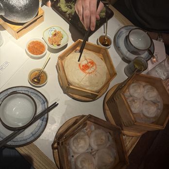 Cheli - Soup dumplings and song dynasty steam bun - Shanghainese Near Me - New York, New York