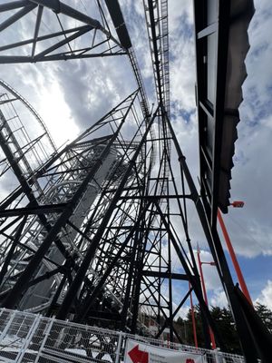 Fuji-Q Highland by null