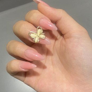 Mobile Nail Coco Cindy - Gel x with design - Nail Technicians Near Me Mobile Nail Coco Cindy - Gel x with design - Nail Technicians Near Me