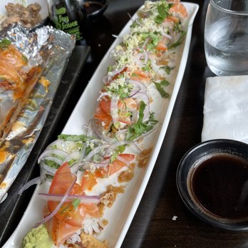 Star Sushi & Bar - Sumo roll. Not good. - Ramen Near Me - Seattle, Washington Star Sushi & Bar - Sumo roll. Not good. - Ramen Near Me - Seattle, Washington