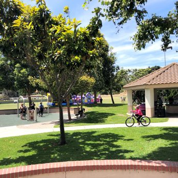 Alta Vista Park - Play area & Patio - Parks Near Me - Redondo Beach, California Alta Vista Park - Play area & Patio - Parks Near Me - Redondo Beach, California
