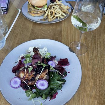 Johnston's Saltbox - Boysenberry chicken and Ribeye Burger - New American Near Me - San Carlos, California