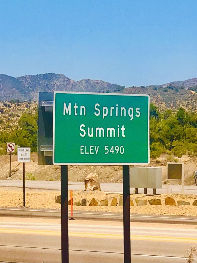 Mountain Springs Peak Logo