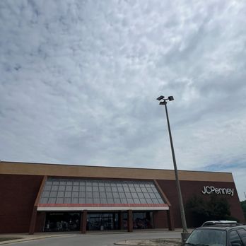 Alton Square Shopping Center - Shopping Centers Near Me - Alton, Illinois