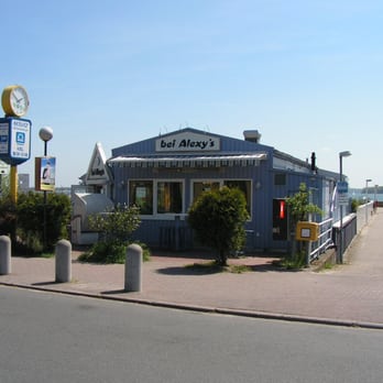 Alexy - Erst einmal auf die Dampferbrücke und erst auf dem Rückweg links einkehren. - Seafood Near Me - Strande, SH Alexy - Erst einmal auf die Dampferbrücke und erst auf dem Rückweg links einkehren. - Seafood Near Me - Strande, SH