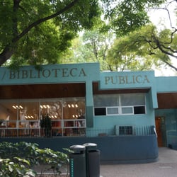Biblioteca Pública Amalia González Caballero