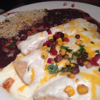 Chili's - Sour cream chicken enchiladas - American Near Me - Alcoa, Tennessee