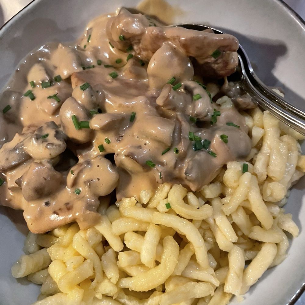 Feldbergblick - Mushroom sauce over meat with spaetzle - German Near Me - Frankfurt, HE