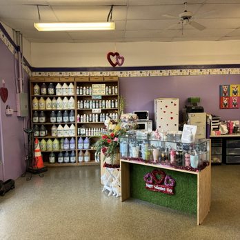 Classy Clippin' Professional Pet Grooming - Dog bathing and grooming supplies available. - Pet Groomers Near Me - Waipahu, Hawaii Classy Clippin' Professional Pet Grooming - Dog bathing and grooming supplies available. - Pet Groomers Near Me - Waipahu, Hawaii