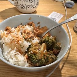 Chinatown On Thayer - Chicken Broccoli