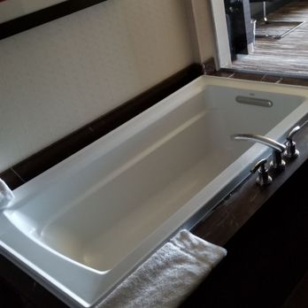 M Resort - Amazingly comfortable soaking tub - Hotels Near Me - Henderson, Nevada M Resort - Amazingly comfortable soaking tub - Hotels Near Me - Henderson, Nevada