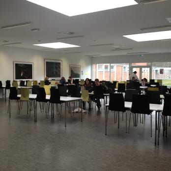 Kantinen Læreruddannelsen i Silkeborg - Den rummelige kantinesal. Rent pænt og nyindrettet. Stod færdig i 2012. - Canteen Near Me - Silkeborg, 82 Kantinen Læreruddannelsen i Silkeborg - Den rummelige kantinesal. Rent pænt og nyindrettet. Stod færdig i 2012. - Canteen Near Me - Silkeborg, 82