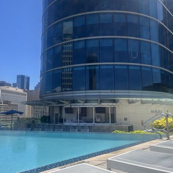 Omni Dallas Hotel - Pool bar - Hotels & Travel Near Me - Dallas, Texas Omni Dallas Hotel - Pool bar - Hotels & Travel Near Me - Dallas, Texas
