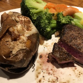 Outback Steakhouse - Steakhouses Near Me - Largo, Maryland